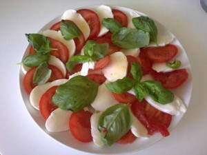 Tomaten-Mozzarella-Salat